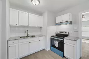 300 Emma St, Fort Worth, TX 76111 - Photo 10