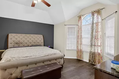 10115 Andre Drive, Irving, TX 75063 - Photo 18