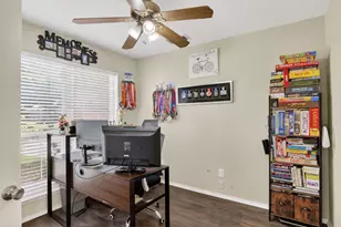 10115 Andre Dr, Irving, TX 75063 - Photo 14