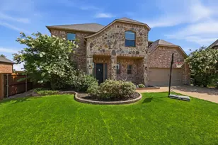 751 Devonshire Ct, Prosper, TX 75078 - Photo 2