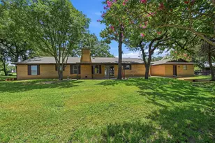 100 Mohican Trail, Lake Kiowa, TX 76240 - Photo 30
