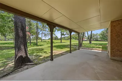 100 Mohican Trail, Lake Kiowa, TX 76240 - Photo 32
