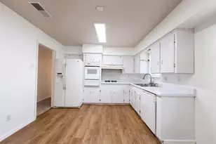 2008 Vickie Dr, Irving, TX 75060 - Photo 6