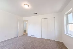 2008 Vickie Dr, Irving, TX 75060 - Photo 10