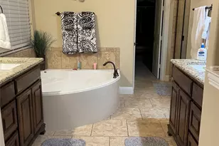 2842 Exeter Dr, Trophy Club, TX 76262 - Photo 8