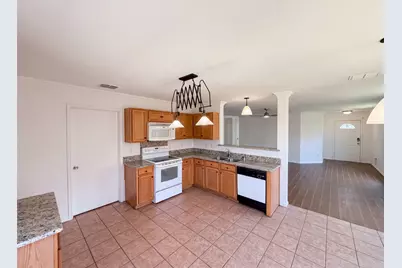 6200 St James Place, Denton, TX 76210 - Photo 6