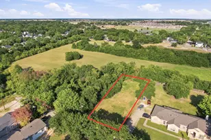 206 Young St, Waxahachie, TX 75165 - Photo 1