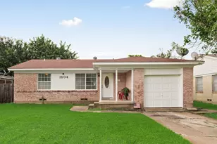 1604 Summit St, Mesquite, TX 75149 - Photo 1