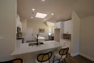 612 Aqua Vista Dr, Granbury, TX 76049 - Photo 8