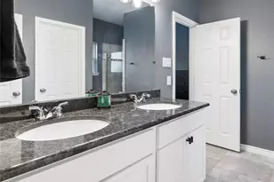 9012 Conroe Dr, Denton, TX 76226 - Photo 32