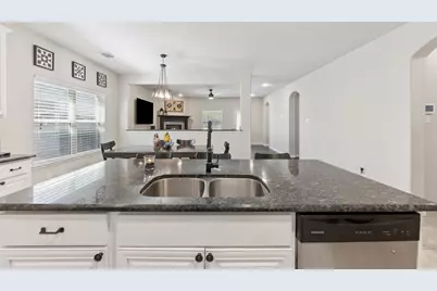 9012 Conroe Drive, Denton, TX 76226 - Photo 10