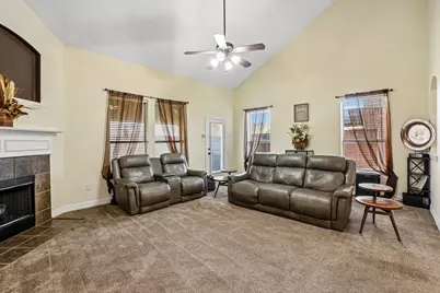 312 Parakeet Drive, Little Elm, TX 75068 - Photo 12