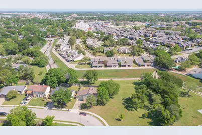 846 Creekside Drive, Lewisville, TX 75067 - Photo 20