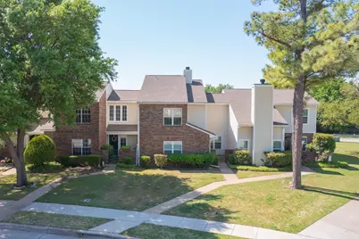 846 Creekside Drive, Lewisville, TX 75067 - Photo 2
