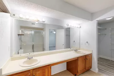 846 Creekside Drive, Lewisville, TX 75067 - Photo 14