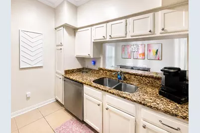 3257 Donnelly Circle #604, Fort Worth, TX 76107 - Photo 8