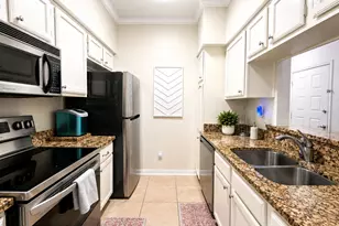 3257 Donnelly Cir, Fort Worth, TX 76107 - Photo 6