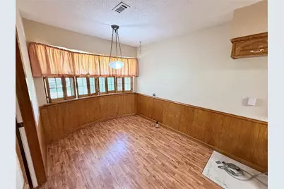 3811 Laurel Canyon Drive, Dallas, TX 75233 - Photo 8