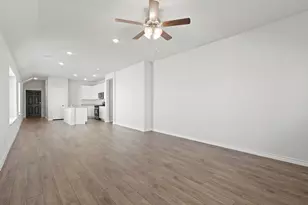 9232 Union Pacific Dr, Fort Worth, TX 76036 - Photo 4