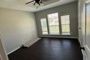 1117 Hidden Glade Dr, Mansfield, TX 76063 - Photo 4