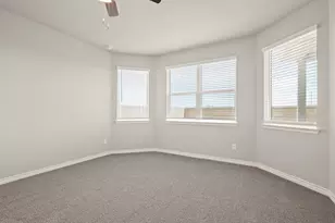 9229 Union Pacific Dr, Fort Worth, TX 76036 - Photo 4