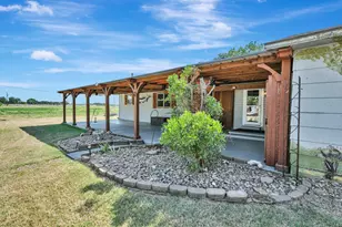 2561 Co Rd 248, Valley View, TX 76272 - Photo 10