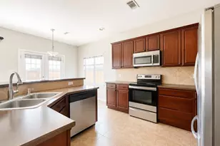 127 Castleridge Dr, Little Elm, TX 75068 - Photo 4