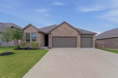 305 Evans Drive, Van Alstyne, TX 75495 - Photo 1