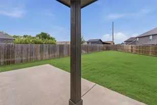305 Evans Dr, Van Alstyne, TX 75495 - Photo 20