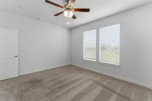 305 Evans Dr, Van Alstyne, TX 75495 - Photo 16