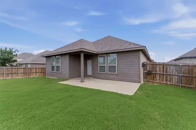 305 Evans Drive, Van Alstyne, TX 75495 - Photo 22