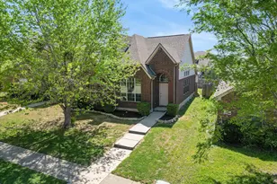 9008 Wild Rose Ln, Aubrey, TX 76227 - Photo 32