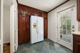 3881 Gaspar Dr, Dallas, TX 75220 - Photo 14