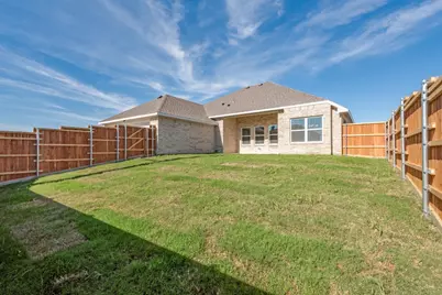 1524 N Carolina Avenue, Lancaster, TX 75134 - Photo 2