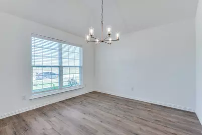 1524 N Carolina Avenue, Lancaster, TX 75134 - Photo 10