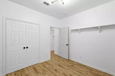 2422 Black Spruce Court, Arlington, TX 76001 - Photo 10