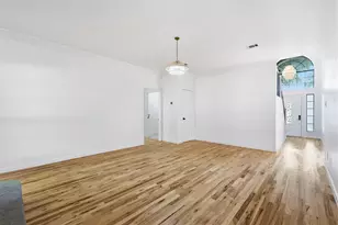 2422 Black Spruce Ct, Arlington, TX 76001 - Photo 6