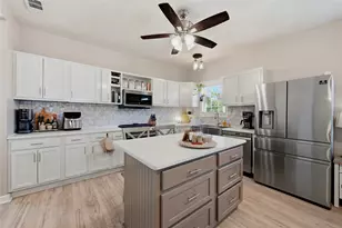 100 Buchanan St, Whitesboro, TX 76273 - Photo 12