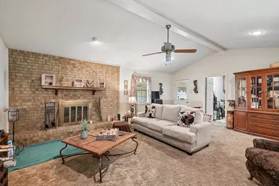 944 Moore Street S, Sulphur Springs, TX 75482 - Photo 8