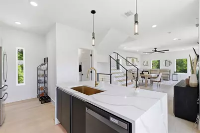 1926 Pueblo Street, Dallas, TX 75212 - Photo 20