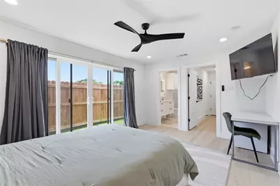 1926 Pueblo Street, Dallas, TX 75212 - Photo 8