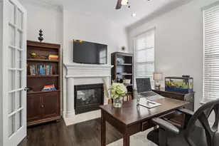1022 Shadyside Ln, Dallas, TX 75223 - Photo 8