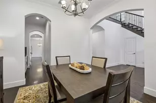 1022 Shadyside Ln, Dallas, TX 75223 - Photo 6