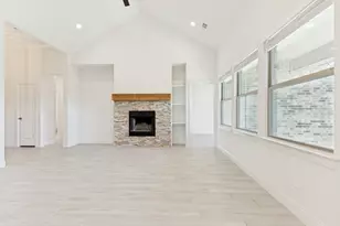 120 Rosemary Dr, Azle, TX 76020 - Photo 6