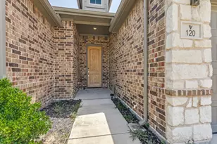 120 Rosemary Dr, Azle, TX 76020 - Photo 2