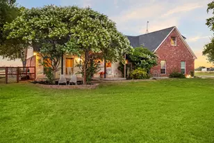 729 Bearden Rd, Waxahachie, TX 75167 - Photo 1