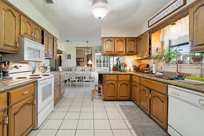 610 46th Street NE, Paris, TX 75462 - Photo 2