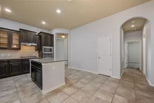 928 Water Garden Cir, Little Elm, TX 75068 - Photo 10