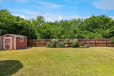 8 Duskview Lane, Edgecliff Village, TX 76134 - Photo 24