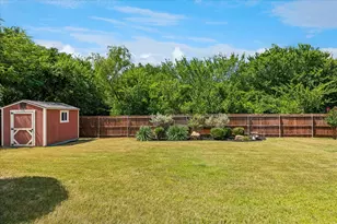 8 Duskview Ln, Edgecliff Village, TX 76134 - Photo 24